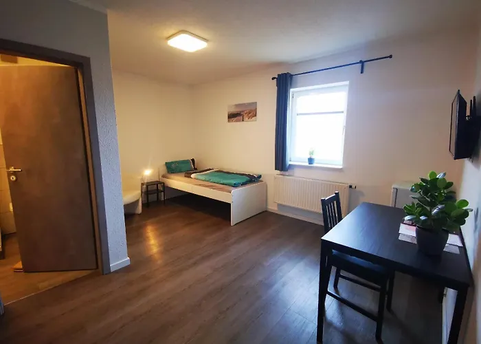 Mit 11 Einzelzimmern Sportcafe Zwickau