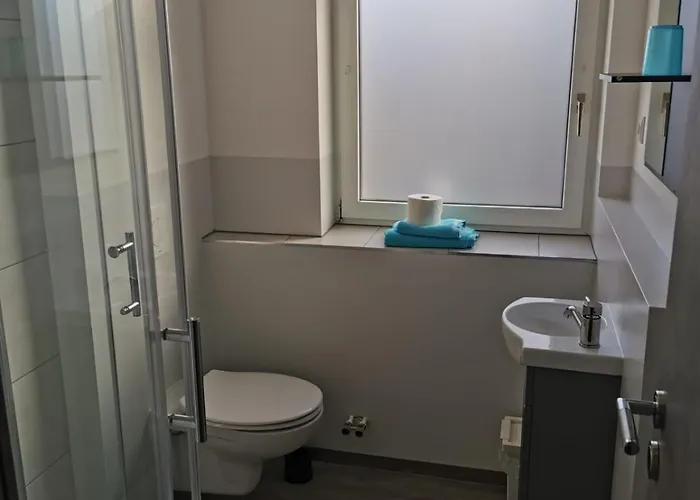 Mit 11 Einzelzimmern Sportcafe