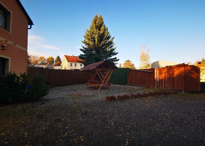 Mit 11 Einzelzimmern Sportcafe * Zwickau